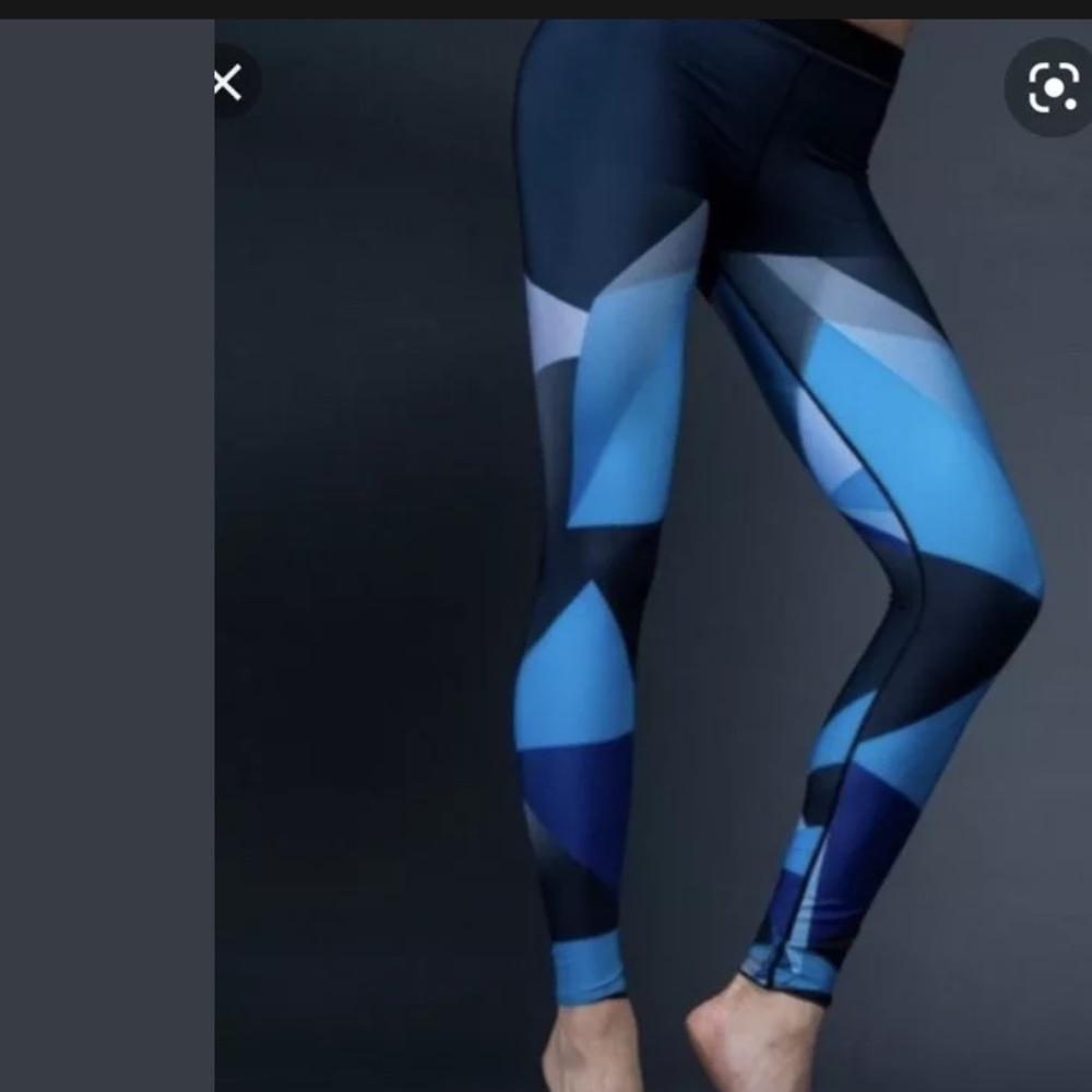 Ultracor Blue Geometric Leggings Size 6 Small